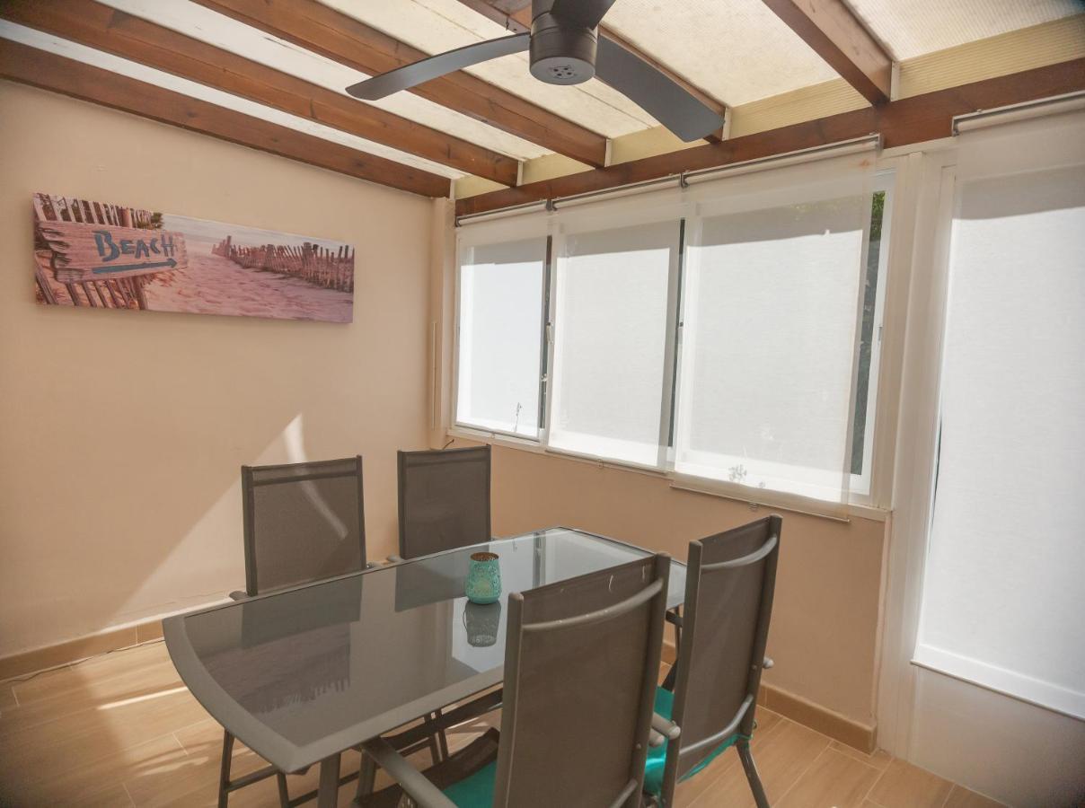 Casa Con Jardin Junto A La Playa Apartment Estepona Bagian luar foto
